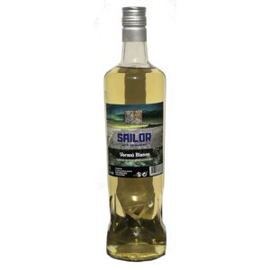 Botella de vermut blanco artesanal de 1 litro, elaborado con vino blanco y hierbas naturales.