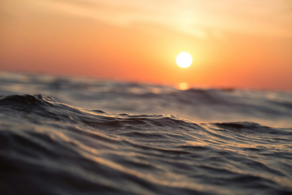 Beneficios del Agua de Mar para la Salud: ¿Por Qué Incorporarla en tu Día a Día?